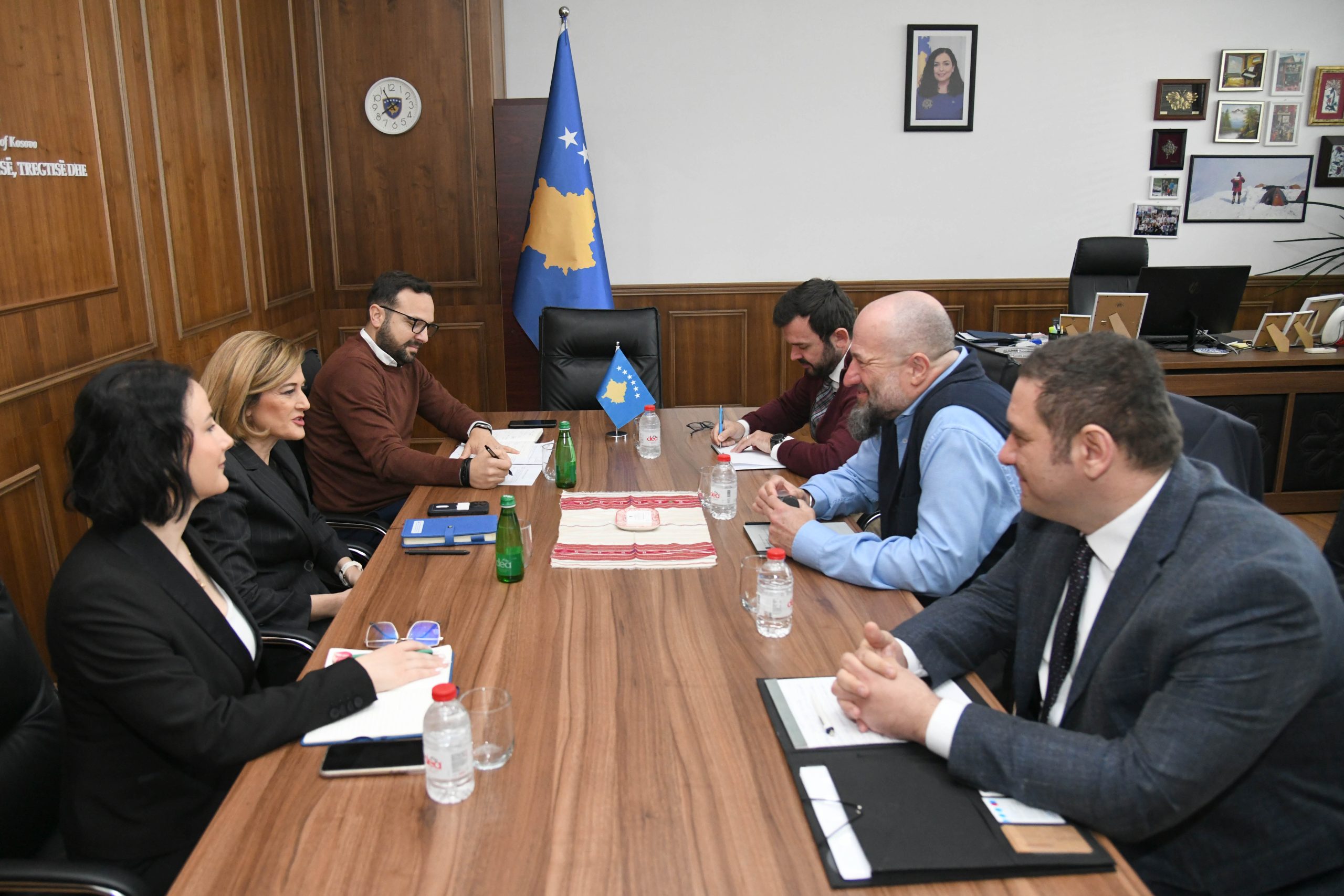 Ministrja priti në takim përfaqësues të organizatave ndërkombëtare për projektin GPEK